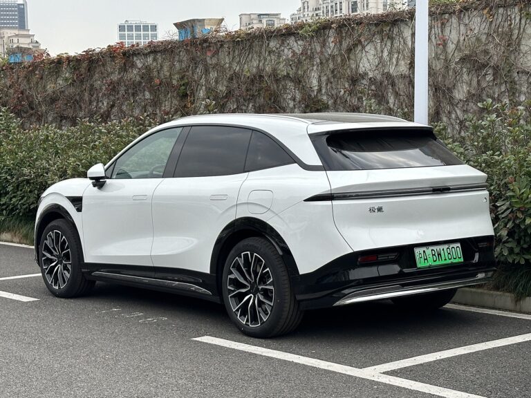 지커 7X